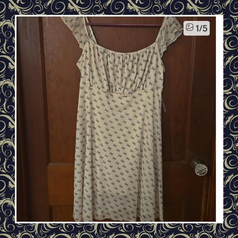 Nwt See You Monday Cream and Gray Patterned Dress Size Xl